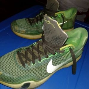 Nike Kobe X 10 Vino Mens Size 10.5 Poison Green Se